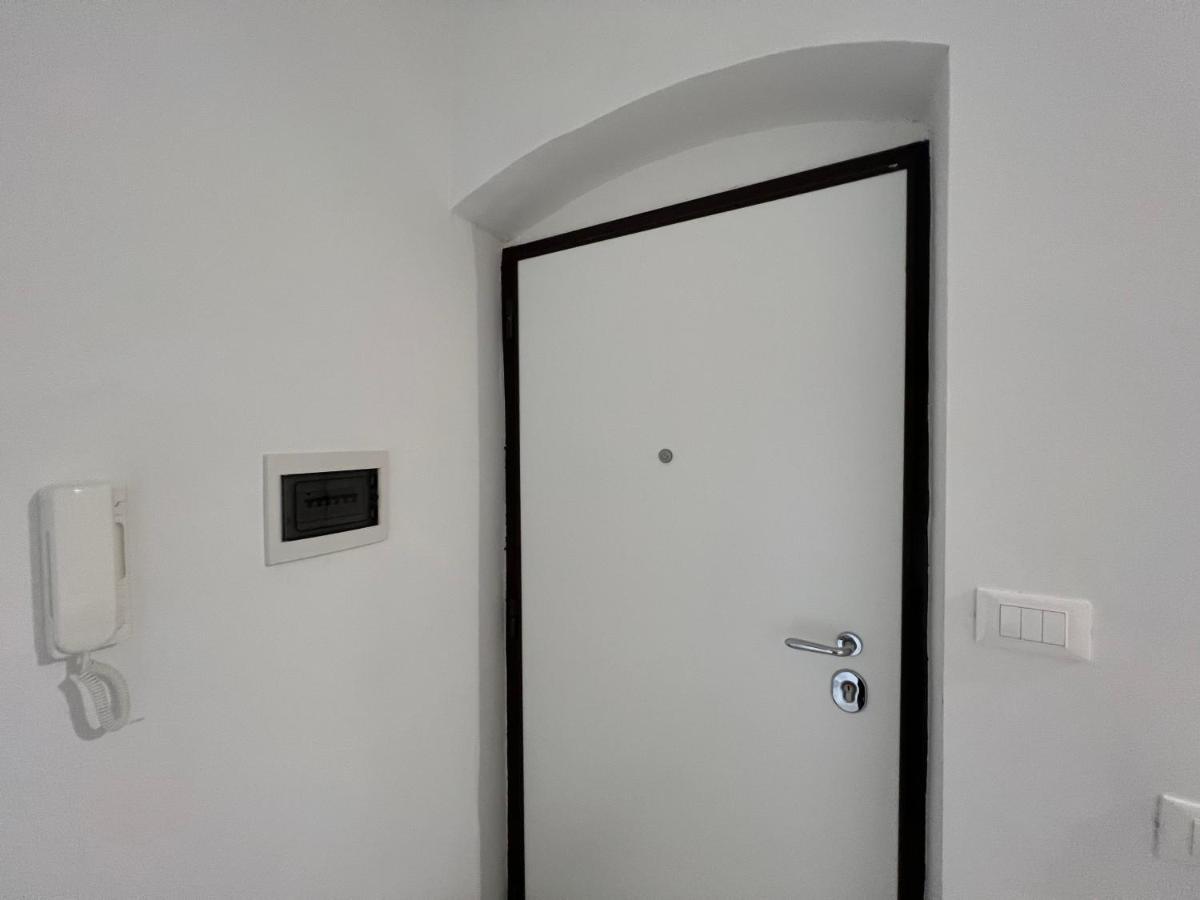 Urban Flat-Timesrl Apartments Барі Екстер'єр фото